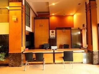 Hotel Surya Renaissance Nashik Bagian luar foto